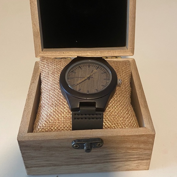 BOBO BIRD Men's Black Wooden Watch - Cowhide Leather Strap, Quartz Face - Picture 2 of 11